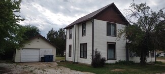 108 N Main St, Tampico, IL 61283