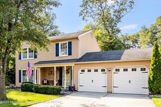 21 Plymouth Dr, Howell, NJ 07731