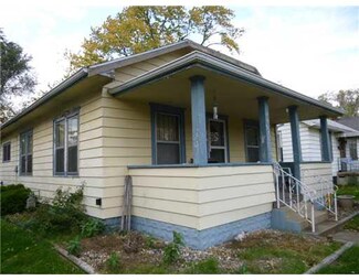 1221 N Adams St, South Bend, IN 46628