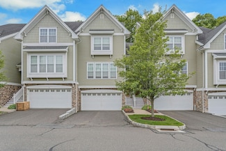 53 Lawrence Ave Unit 53, Danbury, CT 06810