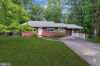 6 Forest Ave, Medford, NJ 08055