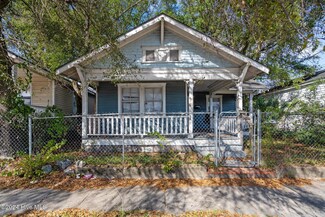 711 Dawson St, Wilmington, NC 28401
