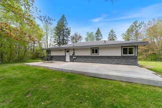 185 Wagon Rd, Esko, MN 55733
