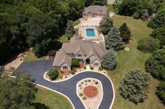 4217 E Farm Road 132, Springfield, MO 65802