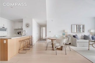212 Warren St Unit 17S, New York, NY 10282