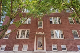 3039 W Belle Plaine Ave Unit 1, Chicago, IL 60618