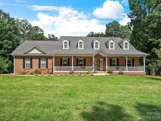 2804 Arrowwood Ln, Rock Hill, SC 29732