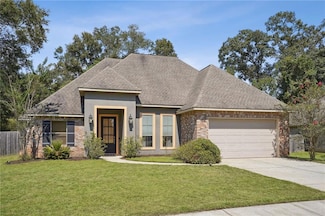 105 Woodthrush Dr, Madisonville, LA 70447