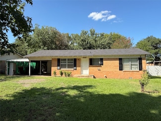 520 W Elm St, Canton, TX 75103