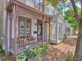 2612 1/2 E Clay St, Richmond, VA 23223