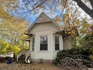 515 E 6th St, Davenport, IA 52803
