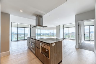1701 Hermann Dr Unit 29DF, Houston, TX 77004
