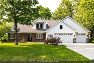 4175 Twilight Ct, Oshkosh, WI 54904