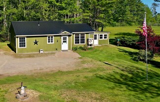 3 Reeds Ln, Belfast, ME 04915