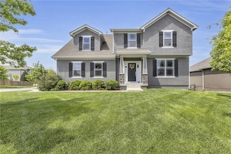 17276 S Schweiger Dr, Olathe, KS 66062