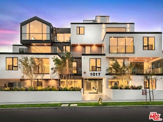 1017 N Croft Ave Unit 303, West Hollywood, CA 90069