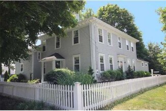 3 Prospect St, South Dartmouth, MA 02748