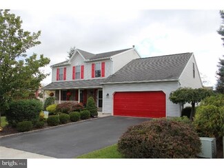 9 Taylor Dr, Reading, PA 19606