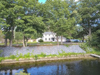 67 Palmer Dr, Queensbury, NY 12804