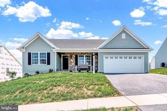 112 Creekside Dr, Quarryville, PA 17566