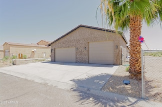 48963 Riviera Place, Ehrenberg, AZ 85334
