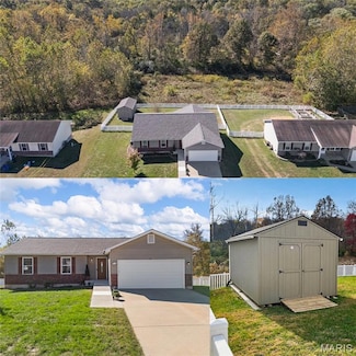 365 Spring Valley Dr, Winfield, MO 63389
