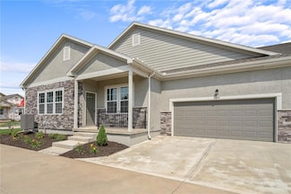 21766 W 119th Terrace Unit 1303, Olathe, KS 66061