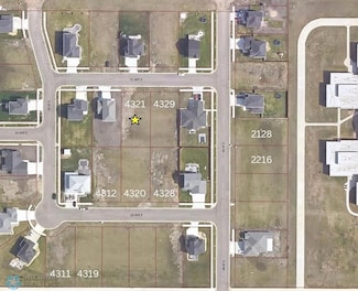 4321 21st Ave S, Moorhead, MN 56560