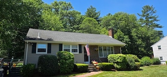 55 Vinedale Rd, Brockton, MA 02301