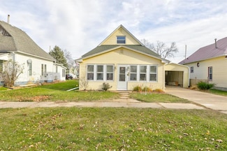 1820 5th St, Perry, IA 50220