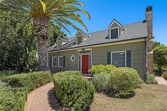 15454 Sutton St, Sherman Oaks, CA 91403