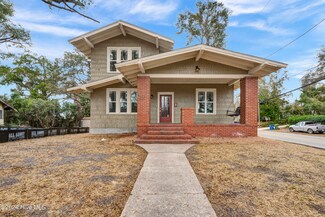 17 Central Blvd, Wilmington, NC 28401