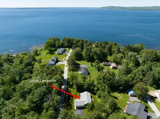 42 Highview Terrace, Belfast, ME 04915