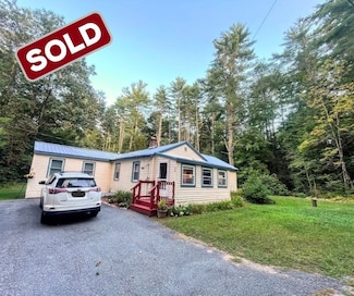 36 Old Battery Rd, Townsend, MA 01474
