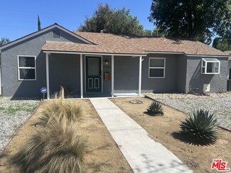 7306 Lasaine Ave, Van Nuys, CA 91406