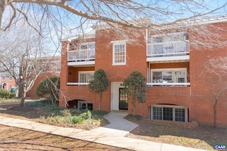 804 E Jefferson St Unit A18, Charlottesville, VA 22902
