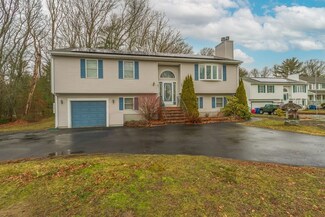 807 New Plainville Rd, North Dartmouth, MA 02747