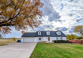 11934 Grabill Rd, Leo, IN 46765