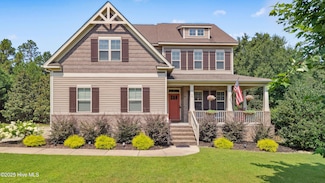 18 Victoria Dr, Whispering Pines, NC 28327