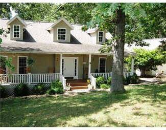 1601 White Oak Rd, Seligman, MO 65745