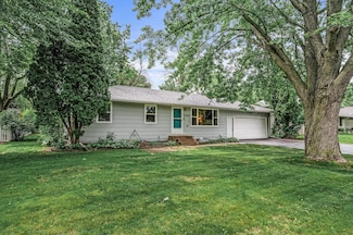 10167 99th Place N, Maple Grove, MN 55369