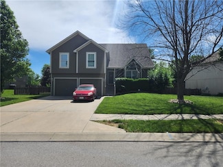11223 N Sycamore Ct, Kansas City, MO 64157
