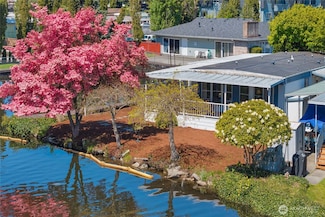7301 NE 175th St Unit 124, Kenmore, WA 98028
