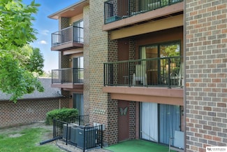 11937 Miracle Hills Dr Unit 3, Omaha, NE 68154