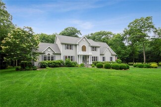 55 Burns Way, East Greenwich, RI 02818