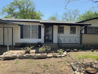 3560 Regal Rd, Fort Worth, TX 76111