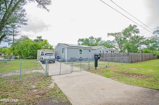 601 College Ave, Panama City, FL 32401