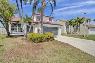 324 SW 183rd Way, Pembroke Pines, FL 33029