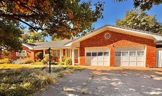 1403 Amarillo St, Plainview, TX 79072