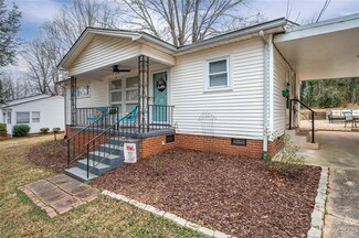 511 E Herman St, Newton, NC 28658